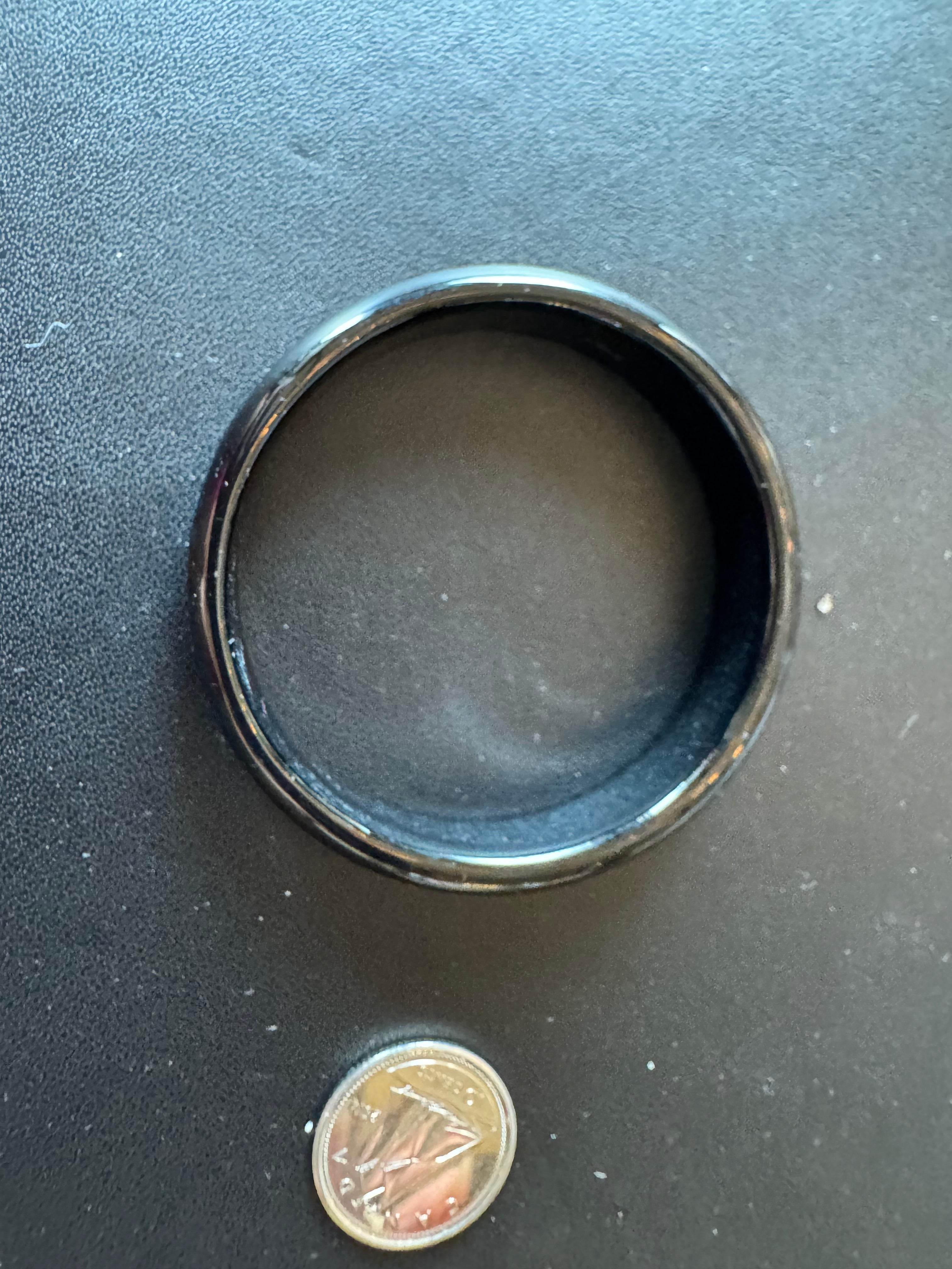 Black /geey white agate jade bangle