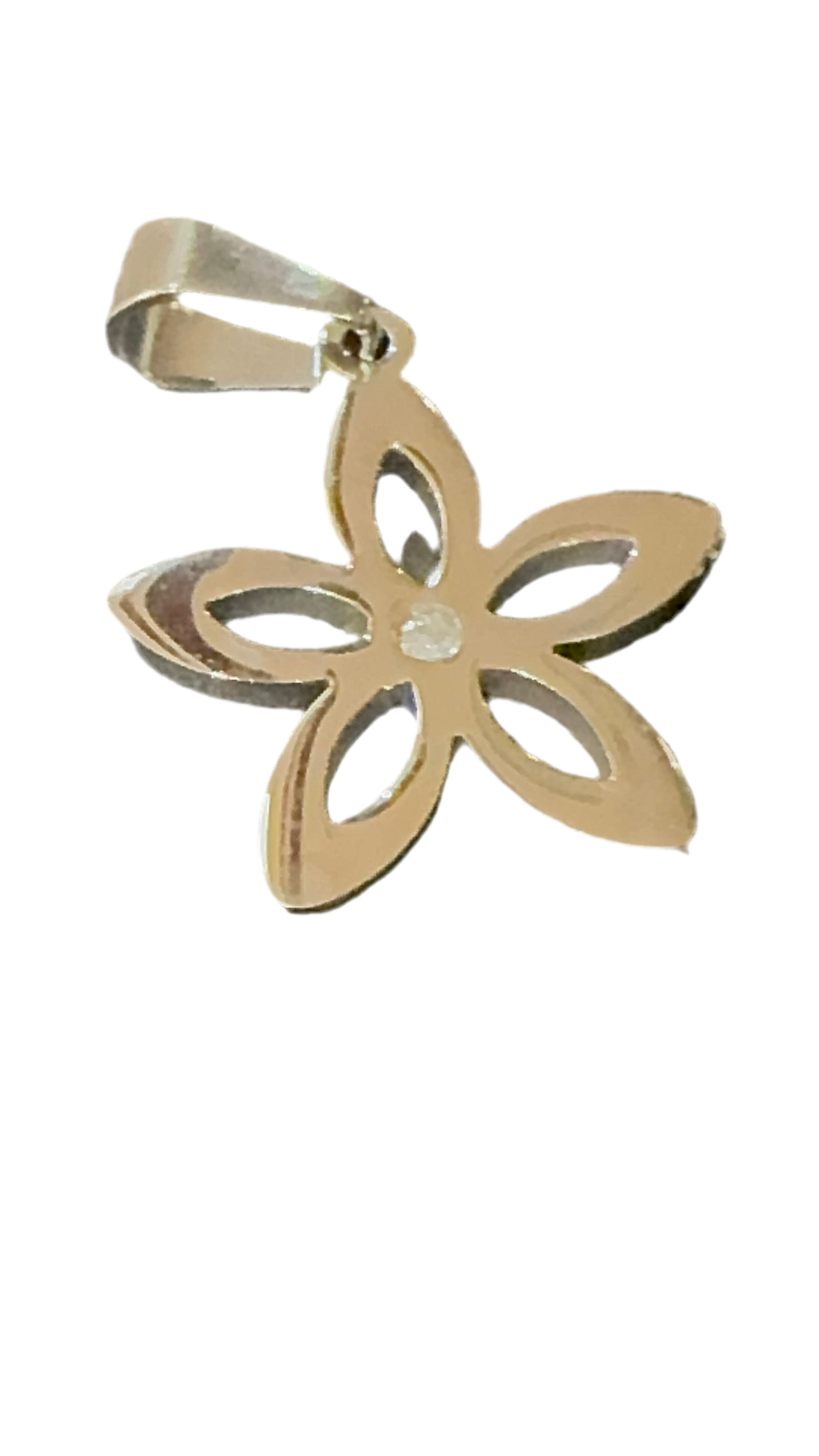 Openwork flower pendant with 5 petals and a single small round stone